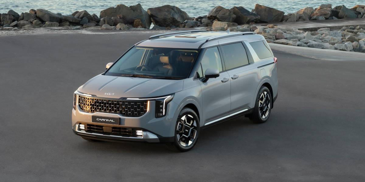KIA CARNIVAL MODELS