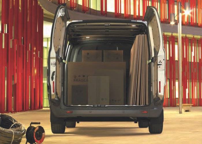 ford transit custom 8.3 m3