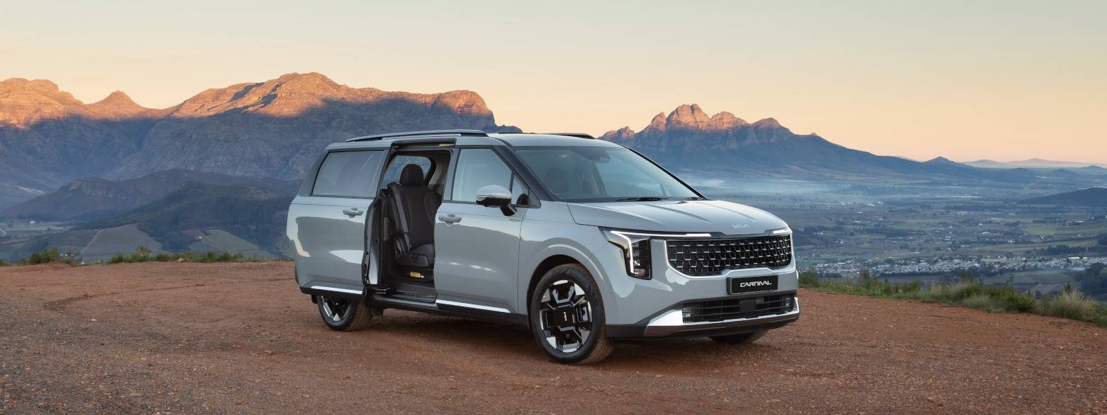 BUILT FOR BIG FAMILIES WITH EVEN BIGGER DREAMS.