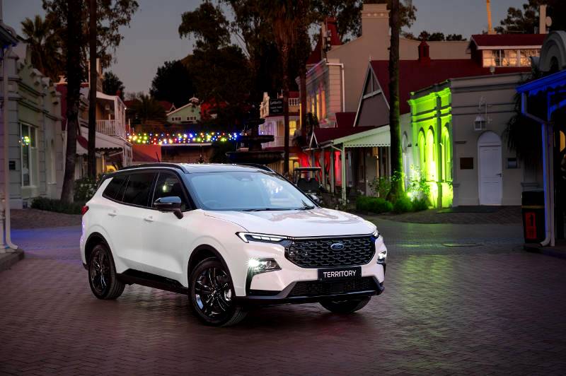 Ford Expands Territory Line-up with New Dark Edition, Elevates Design and Style in Family SUV