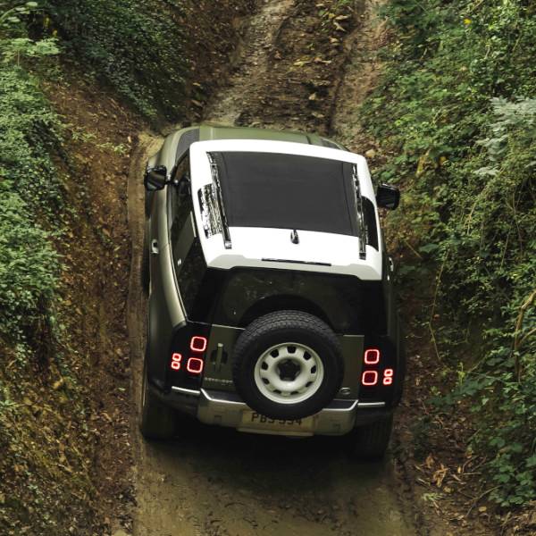 Defender Vertex leads design and accessory update