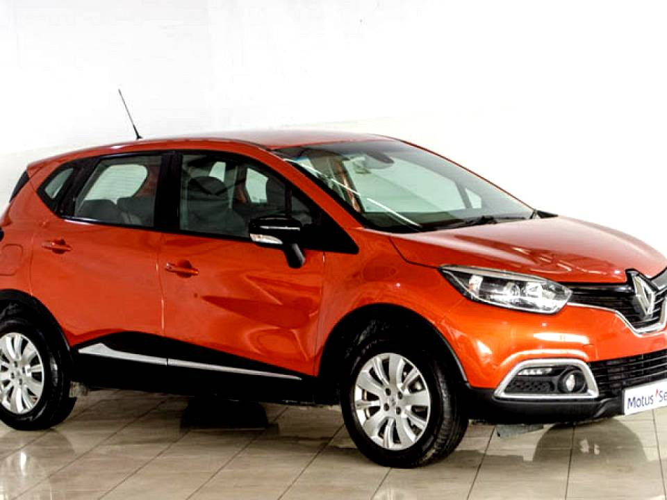 2015 RENAULT CAPTUR 0.9 TURBO DYNAMIQUE | Renault SELECTION