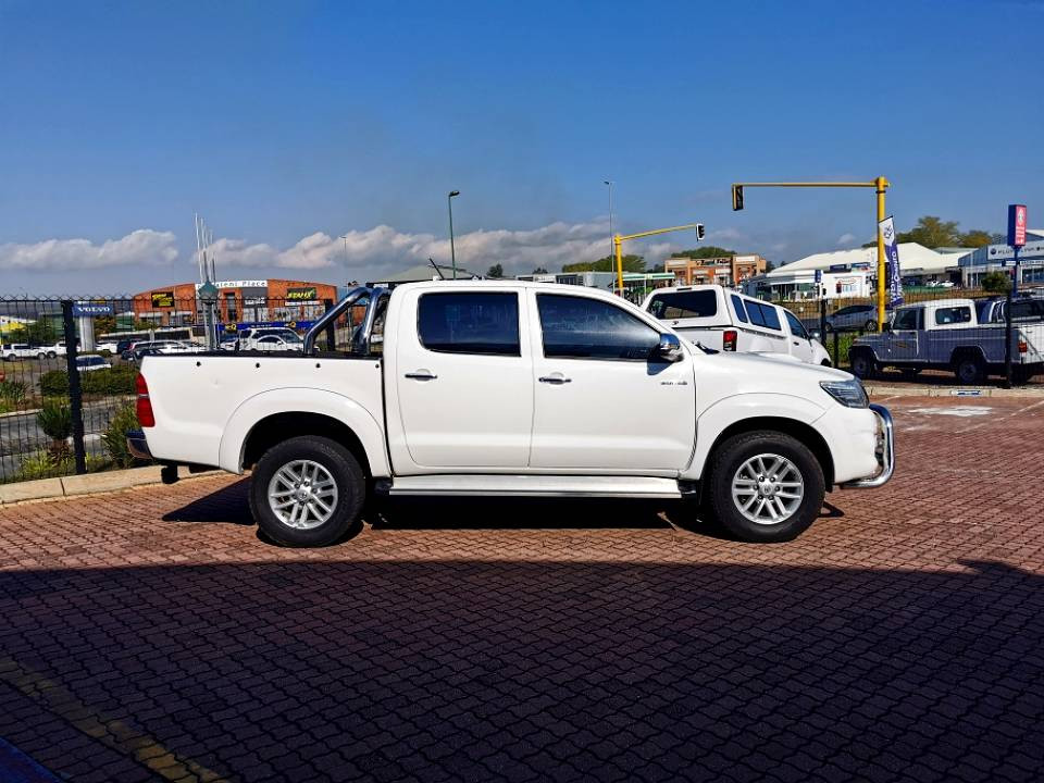 Toyota hilux dakar